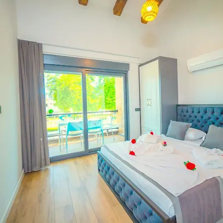 Sweet Aparthotel *
