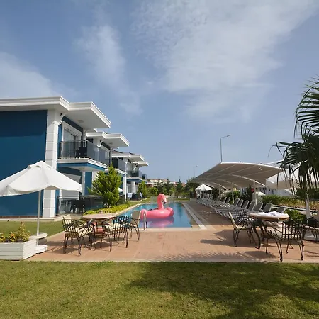 Sweet Aparthotel *